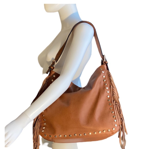 Rimen & Co. fringe handbag - Picture 2 of 5